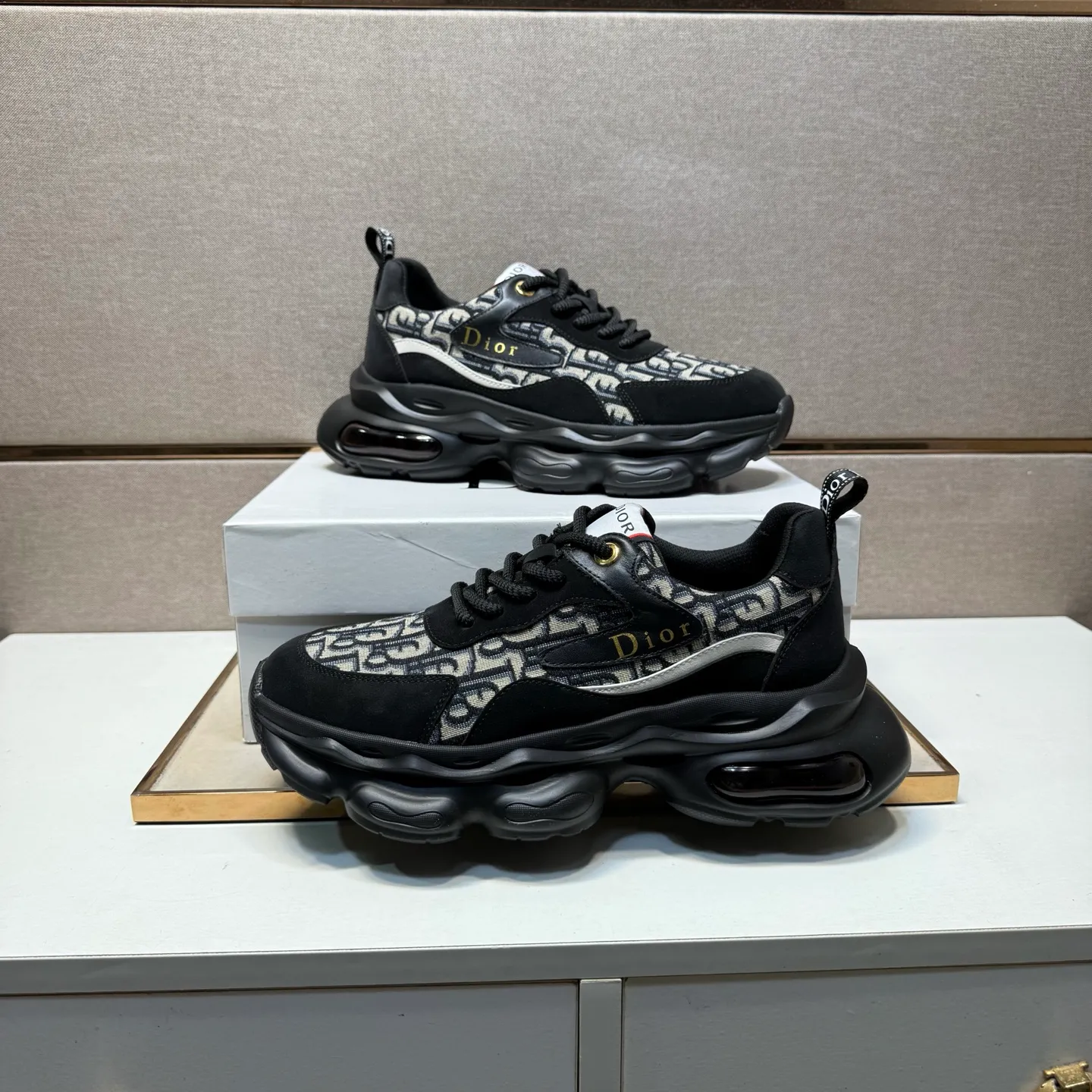 Men's men's shoes 💰pp442 [Dior~] Men's casual shoes 2025z cabinet sales simultaneously 🔶Size: 38-44 #️⃣ 🔷2 colors🔜The upper is made of multi-material splicing➕Mesh lining, comfortable and breathable, sole: original comfortable and wear-resistant outsole, ⚠️real thing📱photographed🎬real thing is better📢📢📢